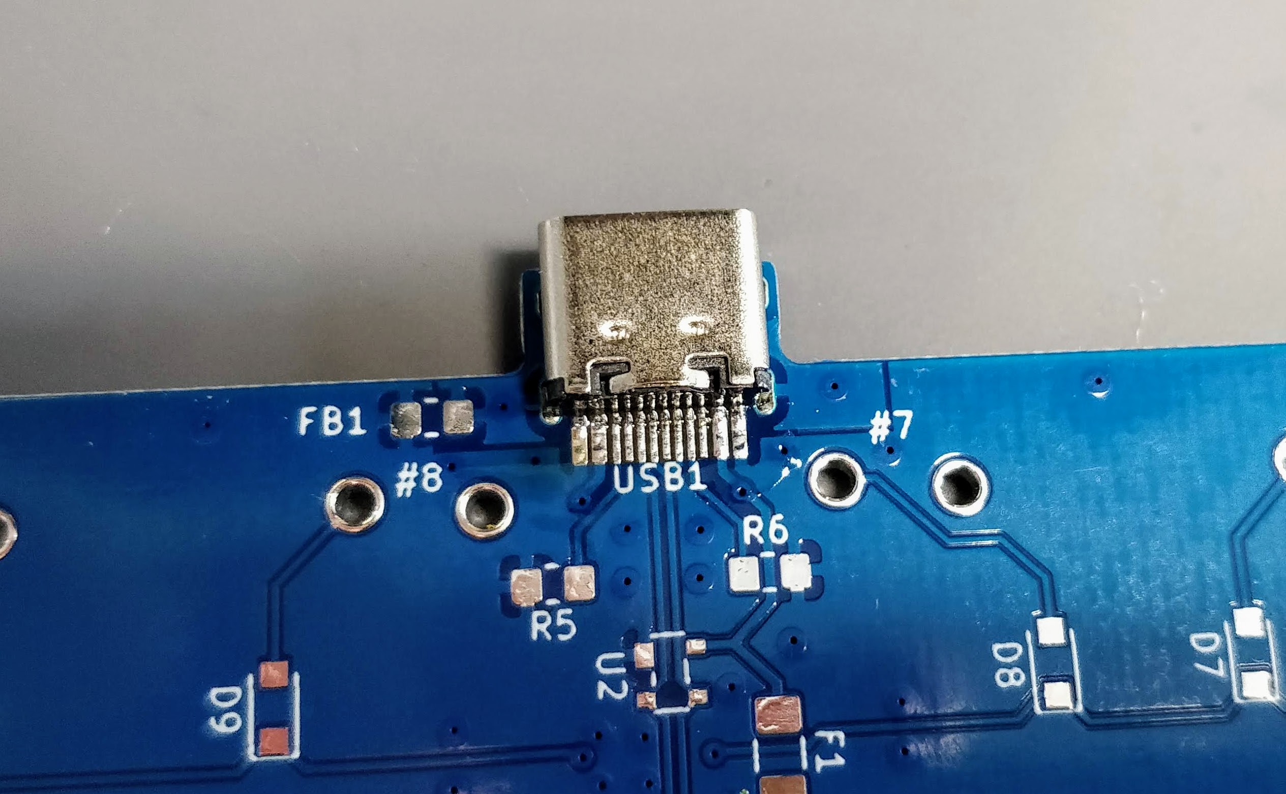 Drag soldered connector